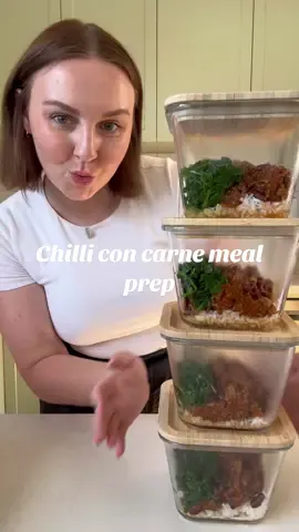 Chilli con carne meal prep | i’d swap the rice for sweet potato and add some toppings like avo and sour cream 😏 #mealprep #sundayreset #chilliconcarne 