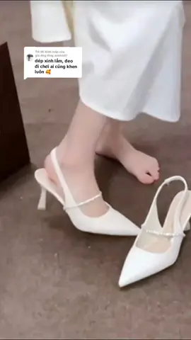 Trả lời @gia.dng.thng.minh487dép xinh xỉu luôn nè, đeo lên dáng đẹp lắm, đang được trợ giá đó, các chị em săn đi thôi #giaycaogotdep #giaycaogotnu #giaycaogot #depcaogot #caogotnu #caogot #depnu #depsandal #sandalnu #sandalcaogot 