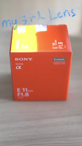 Unboxing my #sony11mmf18 best wide angle lens available for APSC #a6400
