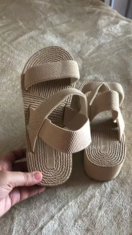 Ang ganda at magaan #sandals #mitatasandals #mitata #sandalsrecommendations #fypシ゚viral #wedgesandals 