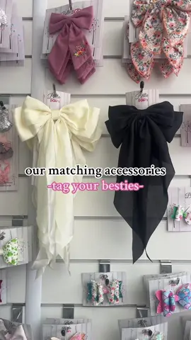 matching for duos AND trios !🛍️✨🪩#fypシ゚viral #fyp #duos #duo #trio #trios #matching #tagyourbestfriend 