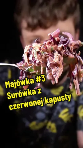 Jeden z najlepszych dodatków do jedzonka 😳 jaka według Ciebie jest najlepsza surówka na grilla?🤔 #surówka #czerwonakapusa #grill #pyszne #jedzenie #majowka 