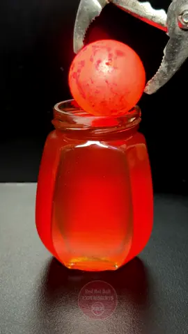1000c RHCB vs Honey in Glass Jar 🍯#donebyprofessional #dontattemptathome #satisfying #experiment #science #asmrsounds #redhotballvs #rhcb #fyp #ustiktok 