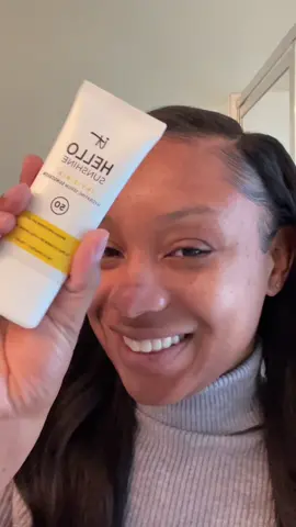 Hello Sunshine Invisible Sunscreen For Face SPF 50 by IT Cosmetics is a multitasking gem that combines sun protection, hydration, and makeup priming in one invisible formula. #bzzagent  @IT Cosmetics  ##facialcare  #BeautyTok 
