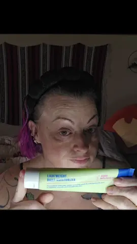 Sunday morning get ready skincare with @Good Molecules  #getreadywithme #goodmolecules #Sunday #skincare 