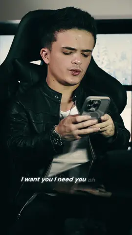 I want you i need you oh god. IG Andreslleal  . . . @Benson 