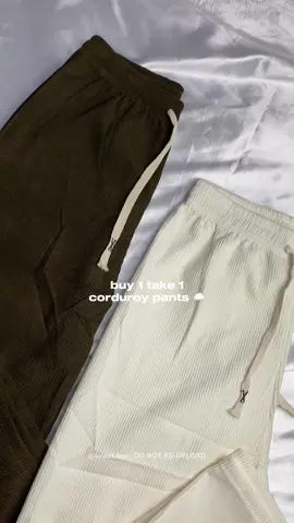 unisex corduroy pants ☁️ naka buy1take1 na for only 289 pesos! 😍 makapal ang fabric mga boss madam👌🏻 #corduroypants #corduroywidelegpants #widelegpants #buy1take1corduroypants #TikTokFashion #fyp 