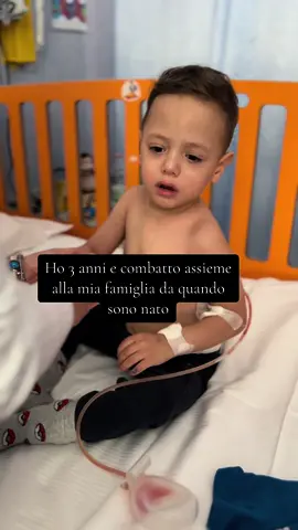 Oggi gli è stato tolto il drenaggio e medicata la ferita.  Forse domani verra dimesso 🙏🏻❤️ #tilanciounsorriso #casellafamily 