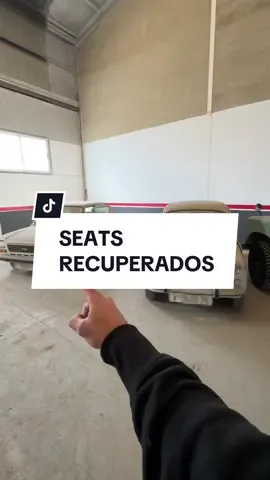 Encontramos estos 2 SEATS abandonados… 😱 Conseguimos recuperarlos! ¿Que os parece el resultado? 🤔 #seat #abandonado #limpieza 
