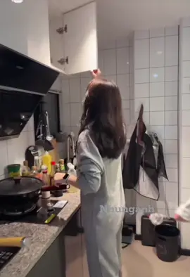 Chúng ta yêu nhau lâu thêm một chút nữa đi, Lâu đến khi cả hai ổn định công việc,  Lâu đến khi cầm chặt tay nhau đi gặp bố mẹ hai bên,  Lâu đến khi cả hai về chung một nhà, nằm cạnh nhau chúc nhau ngủ ngon..và cùng nhau trải qua một ngày, hai người, ba bữa, bốn mùa.#bachhop_lgbt #xh #xh2024🍀🍀🍀 