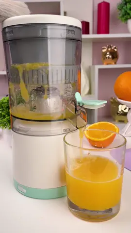 Portable Citrus Juicer ❤️🤩 #cat #citrusjuicer #tiktokshop 