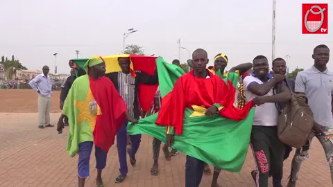 Meeting de soutien à la transition à Tenkodogo : des manifestants ont  réclamé samedi, la prolongation de la transition en cours pour permettre  au capitaine Ibrahim Traoré et son équipe de réaliser tous les  chantiers qu’ils ont amorcés. Ils ont tenu un meeting qui a connu la  participation d’autorités administratives, militaires, religieuses et  coutumières de la ville ce samedi 06 avril 2024. #meeting #tenkodogo #soutien_transition #prolongation #ibrahim_traore #ibrahim_traore #informations #viral #go_viral #like