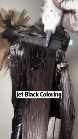 Coloring wigs jet black = therapy! Link in to to shop👉🏽www.keswigs.com more discount information, add WhatsApp: +1 626990 5990 #keswigs #kes #fyp #hair #hdlace #hairstylist #wiginstall#wiginstalltutorial#wiginfluencer #wigreview #hairstyle #rawhairextension #wig 