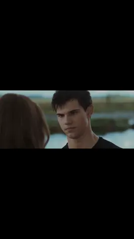 Jacob confesses his love to Bella  #LionsgateFilms #twilight #breakingdawn  #twilightmovie #bellaswan #edwardcullen #teamjacob #teamedward #bellandedward  #movieclips