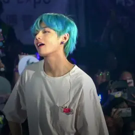 he knows what he is doing #v #taehyung #kimtaehyung #taehyungedit #explore #fyp 