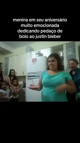 morro de vergonha desse aqui #justinbieber #floptok😍😍😭😌🤞💅💅 #memesbr #floptok 
