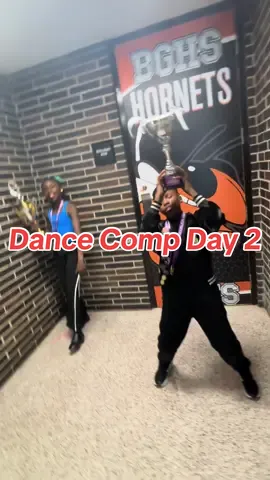 Cant believe the dance season is almost over!! ❤️🎉 #Dance #DanceMom #DanceLife #DITL #minivlog #Vlog #DanceCompetition #FamilyVlog #Dancer #dancersoftiktok #MomsofTikTok #MomTok #MomLife #TheWalkersWorld 🌎 Day in the life Dance competition  Mini vlog 