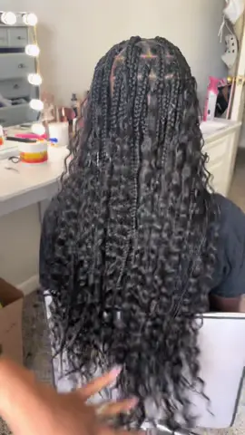 When your high schooler ask you at the last minute to braid her hair 🙄… but imma do it though. 🤣  #xpressionsbraidinghair #goddessbraids #boxbraids  @outre  