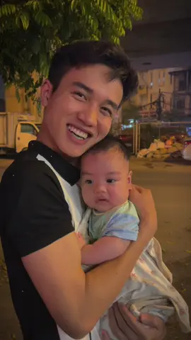 Ngoan xing yêu của chú đây òiii 🤣🤣🤣#lailacuongday #xuhuong #xuhuongtiktok #thinhhanh #trending #trendingvideo #viral #viralvideo #fyp #fypシ #สปีดสโลว์ #สโลว์สมูท 
