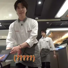hendery as a waiter is so funny #wayv #nct #nct127 #nctdream #nctwish #kpop 