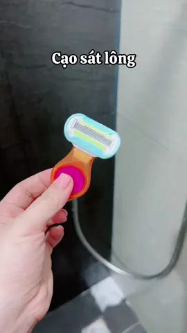 Kinh nghiệm là cạo lông mà biết chăm da thì hạn chế lông mọc ngược hơn wax