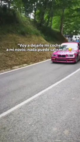 Y voló jajajjaj😂🚗 Tenía que hacer este trend a nuestro estilo que risas me he pegado @perez_e92 !!🫶 Si me sigues en IG lo habrás visto😅  #Motorsport #humor #pareja #bmwe36 #circuito #carrera #battle #pedropedro #rafaellacarra #ledejoelcocheaminovio #yvoló #rueda #yanidrift #yanidiaz #bmwe36drift #driftcar #racecar 