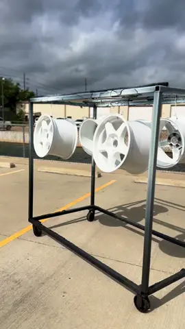 Weird weather today but these wheels still look great in @Prismatic Powders Polar White powder coating.  #InnovateToDominate #reels #viral #trending #powdercoat #powdercoating #powdercoatedwheels #coatingsbycoates 