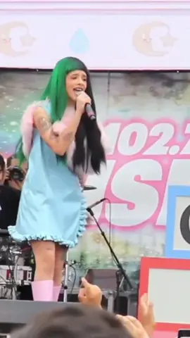 Please give me video suggestions 💕 #melaniemartinez #crybaby #live #concert #performance #liveperformance #stage #outfit #singing #2017 #2016 #crybabyera #crybabymelaniemartinez #greenhair #splitdye #melaniemartinezfancams #fanpage #video #bestvocals #noautotune #dance #2015 #song 