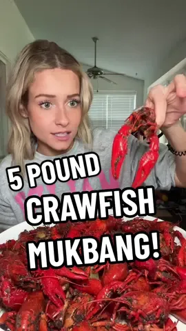 5 POUNDS OF CRAWFISH MUKBANG 🦞😍 A Louisiana Delicacy #MadisonsMix #CrawfishGirl #HowIUseMadisonsMix #crawfish #mukbang #seafood #seafoodvoil #crab #shrimp #lobster #crawfishboil #crawfishseason #louisiana #neworleans #viral #food #bussin #eat #oysterseating #cajun #seafoodrecipe #cajuncooking #bigcrawfish #cookingcrawfish #crawfishlouisiana #5lbs  #louisianacrawfish how to peel a crawfish how to eat a crawfish big crawfish mukbang new orleans louisiana cajun boil 
