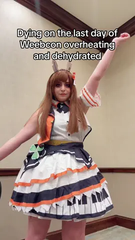 My minori cosplay debut was short lived and overwhelming #minori #minorihanasato #minoricosplay #minorihanasatocosplay #projectsekai #projectsekaicosplay #prsk #pjsk #weebcon #weebcon2024 