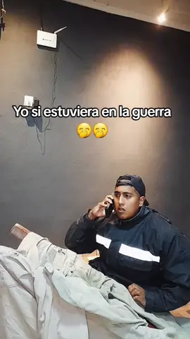 Si yo estuviera en la guerra jaja #hombredeguerra #guerra #guerras #comedia #viral #humor 