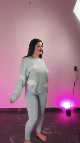 Se vienen videos muy chidos 😼 #fyp #viral #baile #solamentebony #caderas #caderasalpiso 