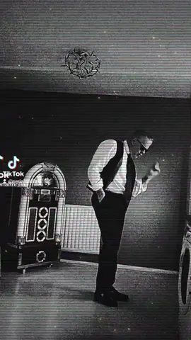 Replying to @rideordieloyalty4life  #serialthrilla1 #dance #dianaross #60smusic #60s #reflections #dianarossandthesupremes #thesupremes #fyp #foryou  symon o'connell (youtube)