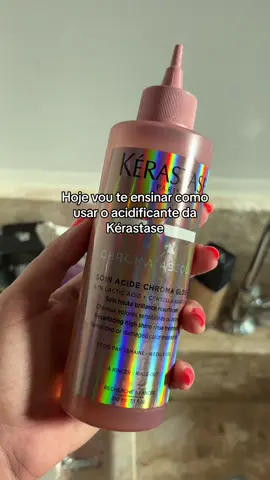 Como eu utilizo o acidificante da kerastase @Kérastase  #kerastase #kerastasechromaabsolu #chromaabsolu #produtosdecabelo #dicasdecabelo #cuidadoscomcabelo 