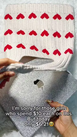 Cutest bag I never have..##heartbags# ##knittedbag##bag##tiktokmusthaves###totebag##schoolbag