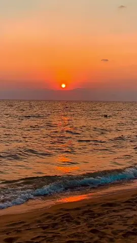 Anh như con thuyền không bến đợi… #phuquoc#hoanghon#sunsetbeach #phuquocisland🌴 