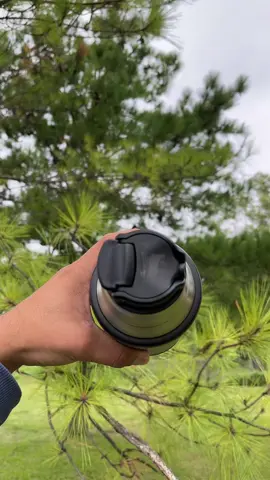 Termo System Stanley 🤯 - Pico cebador preciso - Tapa que sirve como mate o vaso - Diseño super comodo y disimulado - Para llevar a cualquier lado, facil de llevar - Doble capa de acero inoxidable  - Mantiene mas de 48 hs la tenperatura 🤪 Se viene el frio y este system no puede faltaaar 🫡 Hacemos envios a todo el país 📦🚛 #termos #viral #viralvideo #viraltiktok #virall #termostanley #stanley #acero #aceroinoxidable #campo #ciudad #entrerios #argentina 