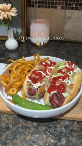 Hot dogs Mexicanos 👩🏻‍🍳🤍 receta de mi amiga 💗💗 @Raquel Cañizares  #fyp #fypシ#mexicanrecipe #recetafacil #parati #cena #hotdogs #EasyRecipe #Foodie #foodietok #couplestiktok #creatorsearchinsights