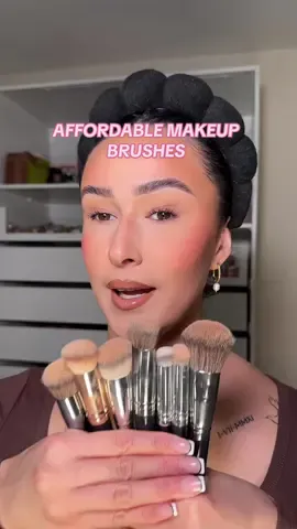 Expensive doesnt always mean better. Throughout many of my videos you will see me using these brushes, I HIGHLY RECOMMEND. Theyre affordable and perfect for everyone. They work beautifully #makeupbrushes #affordable #affordablemakeup #viralmakeup #viralmakeupbrushes #brushsets 