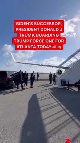 PRESIDENT Donald J Trump boarding the BEAUTIFUL & LUXURIOUS Trump Force One today for a private fundraiser in Atlanta, Georgia!!! TRUMP 2024! #MAGA #donaldtrump #trumpforceone #whitehouse #trump2024 @realdonaldtrump @teamtrump @trumpwarroom @whitehouse45 @trump 📸: @margomcatee 🇺🇸🇺🇸🇺🇸🛩️