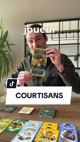 Courtisans, notre premier coup de cœur de 2024 ! Tu dois absolument le tester 😍 Nous l’avions découvert en fin d’année 2023 et nous l’attendions avec impatience ! Simple, facile à jouer mais terriblement stratégique 🔥 peu importe ton score, positif ou négatif à toi d’avoir plus de points que tes adversaires en ne posant que trois cartes par tour👌 Alors qu’est ce que tu en penses ? Si le jeu t’intéresse et que tu es au Québec, bénéficie de 15% de réduction avec le code MC15 chez nos partenaires ! Les liens sont dans notre bio 🤩  #jds #j2s #jeudesociete #jeux #jeudecartes #jeudeplateaux #boardgame #boardgamesofinstagram #boardgameaddict #boardgamegeek #boardgamecafe #quebec #jeuenfamille #jeuencouple @ilo_games 