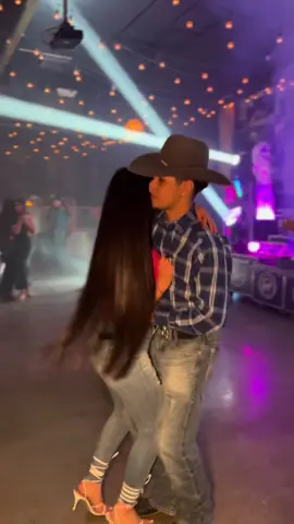 amor 🫶🏼 #fyp #foryou #parati #baile #bailes #viral #mexico #mexican #mexicano #chihuahua #vaquero #dancing #Cumbia #texas #kansascity #ranchero #Relationship #couple #couplegoals #amor @juritzy<3 