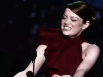 ادت متعوب علي #ايما_ستون #getuphere #مهاويل #emmastone #trend #ترند #foryou #viral #fyp #typ #edit #ادت #تصميم 