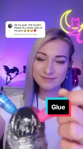 Are you glued to the screen? 👀 #asmr #asmrglue #asmrvideo #asmrtiktoks #asmrtiktoks #asmrforsleep #asmrtingles 