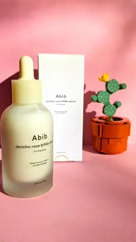 🪴 Abib Rose Of Jericho serum 🪴 About the brand: Abib is a Korean brand. Abib stands for 'the first month', they aim for the most perfect and purest cosmetics, starting from the very first step of the beauty cycle. 🪴DO YOU KNOW about the Rose Of Jericho benefits? Anti-aging - Antioxidant properties in the oil of this plant help fight free radicals, which are atoms with just one electron that do the most damage to your skin cells. 🪴KEY INGREDIENTS of this serum  ✓Fermented Jericho rose extract ✓Bakuchiol ✓Collagen ✓Peptide  ✓Coco extract ✓Grape oil ✓Macadamia oil This serum has a milky, gel texture. It absorbs really quickly, no greasy or sticky feeling left. My skin feels hydrated after applying it. I use it after toner and before moisturizer for double hydration. I give a plus point for the bottle of my serum. I hope they will sell the refillable in the future because I don't want to waste that high quality bottle.  Thanks to @bysophieofficial and @abib.global for sending me this great serum.  #bysophie #abib #jerichorose #firming #antiaging #skinbarrier #milkytexture #absorbquickly #koreanskincare #kbeauty #yencywood #gifted #reviews 