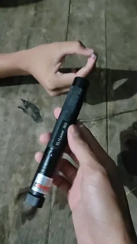 tangan temen gw Tremor parah 😭🤣#laserhijau 