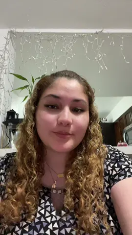Me crie siendo la chica disney obvio que voy a creer en el romance y voy a dramatizar todo 🤭 #miami #trending #miamiinfluencer #disney #demilovato #thisisme