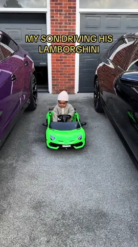 His Aventador is better than mine 🤣.