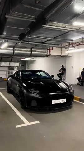 Aston Martin DBS Superleggera #aston #martin #dbs #superleggera #astonmartin #astonmartindbs #ukcarscene #dubai #fyp #explore #viral #xyzbca 
