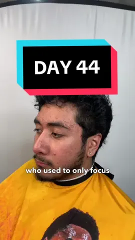 Day 44 of vlogging every single day until I become fully booked out as a garage barber Longer hairstyles have been my kryptonite but I also love doing them because sometimes fading can get a little boring. Only problem is, I’m not confident in longer hair styles. But the only way to get better is by putting the reps in. One of my shot attempts will go in but right now it’s mostly just trial and error 🥲 Follow my journey from Day 1 on my IG @kch23_ #dayinthelife #Vlog #garagebarber #seattlebarber #burienbarber #rentonbarber #texturedfringe #blowouttaper #taperfade #menshaircut #skinfade #barber #206barber #seatacbarber #skywaybarber #southcenterbarber #tukwilabarber #barberlife #whitecenterbarber #kentbarber #auburnbarber #federalwaybarber #explore #fyp 